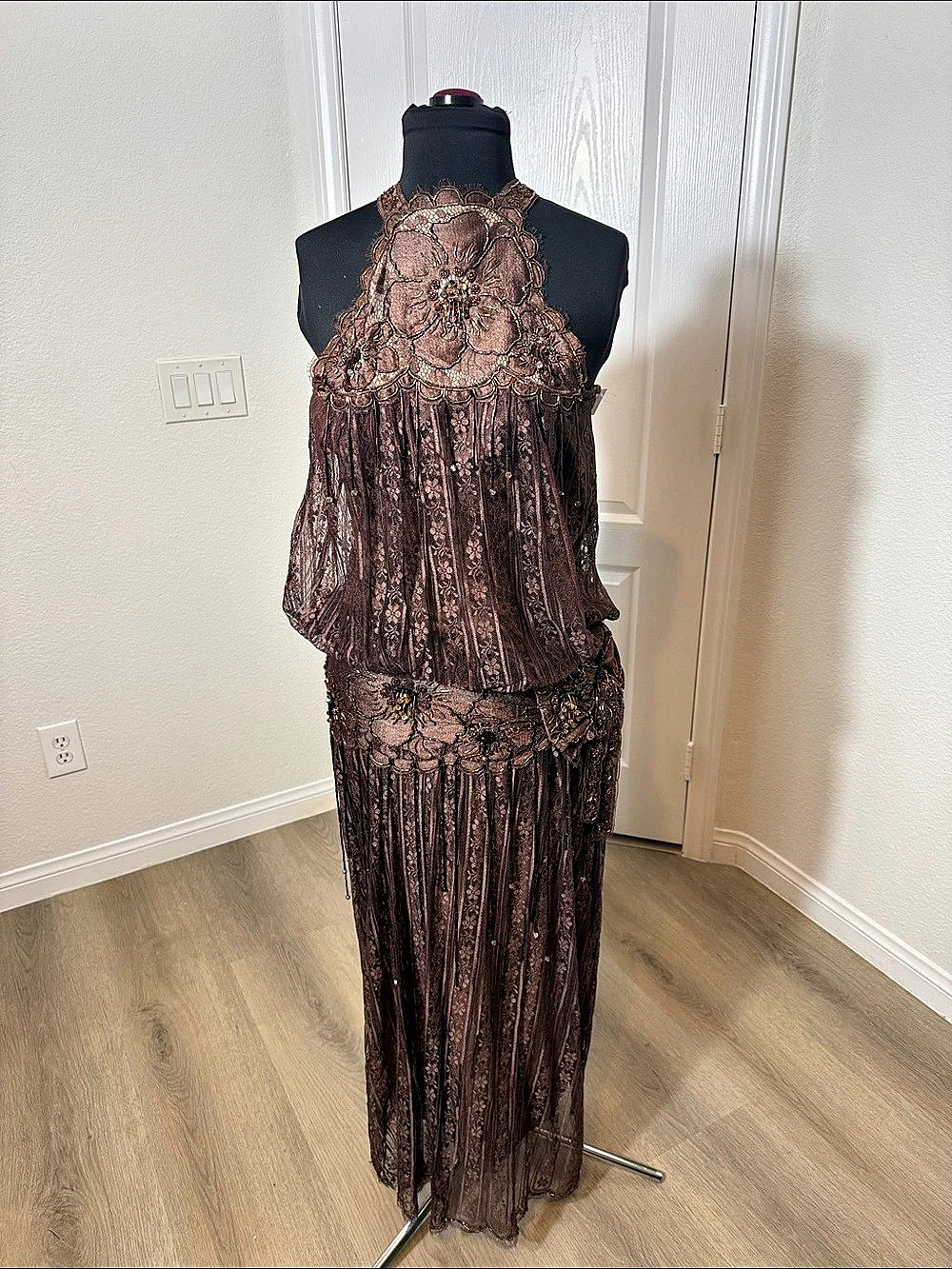 Floral Embellished Maxi Dress Size Small NWT
